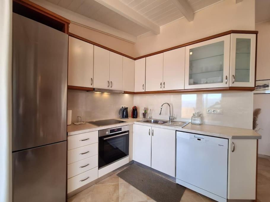 S&a House Corfu (city)